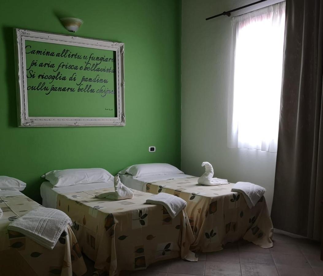 Villa Azienda Agrituristica La Fonte à Bonifati Extérieur photo